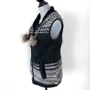 Laundromat Black & Gray Hooded Zip Knit Sweater Hooded Vest Fur Pom-pom